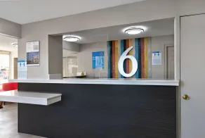 Motel 6 McDonough, GA - Hall