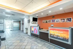 Motel 6 Junction City, KS - Reception