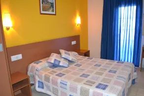 Hotel L'Hotelet - Habitación