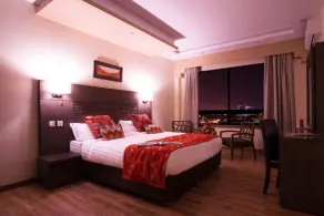 Bidwood Suite Hotel, Opposite Sarit Centre - Zimmer