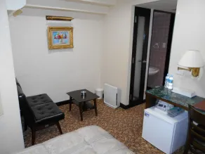 Nishikawaguchi Station Hotel Stay Lounge - Chambre
