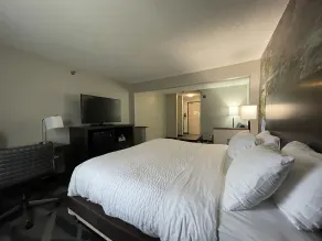 Clarion Pointe Fairborn near Wright Patterson AFB - Chambre