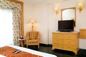 Savoy Suites Noida - Room
