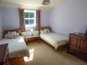 New House - Zimmer