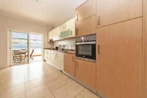 A04 - Large Modern 1 bed Apartment with Pool - Planta do andar