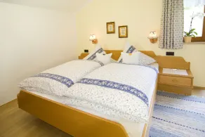 Haus Christl Reit im Winkl, Kostenloser Parkplatz, Spülmaschine, 5 Minuten zum Ortszentrum, ruhige Lage, Wlan - Room