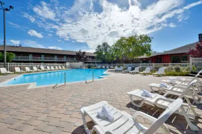 Days Inn by Wyndham Kings Dominion Doswell - Piscine