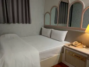 Chrysler Hotel - Zimmer