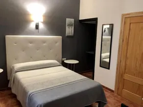 ROOMS Los MONTES - Room