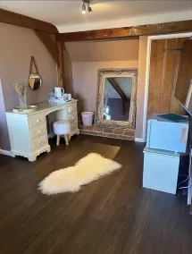 The White Horse - Room