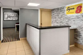 Super 8 by Wyndham Des Moines - Réception