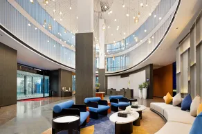 Hampton by Hilton - Hall
