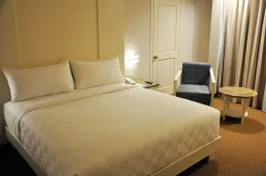 Beverly Hotel Batam - Zimmer