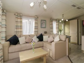 Ocean Pearl , 20 Circular , Challaborough Bay - Living area