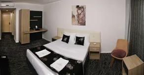 Gold Suite - Camera