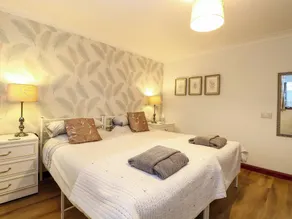 Kingfisher - Room