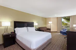 Holiday Inn Express Newport Beach by IHG - Chambre