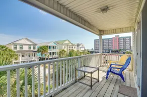 Walk to Ocean & Pier: Surfside Beach House w/ Pool - Interior