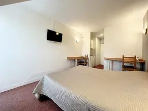 ValHôtel - Hôtel-Résidence Châteaufort - Room