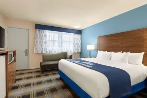 Days Inn by Wyndham Middletown/Newport Area - Chambre