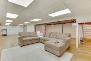 Wooster Family Home w/ Yard & Fire Pit! - Interni