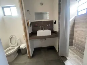 Modern Home With Pool, Garden & 24 7 Security - Bathroom