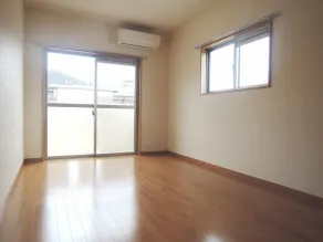 Kenrokuen Inn - Chambre
