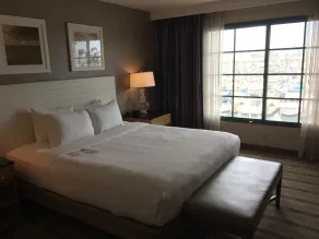 DoubleTree by Hilton San Pedro - Port of Los Angeles - Chambre