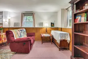 2 Mi to NYC Train: Wfh-friendly Greenwich Apt! - Interior