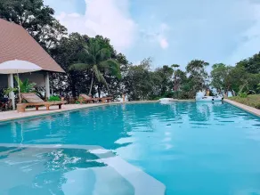 Phayamas Private Beach Resort and Island Brew - Adults Only - Piscine