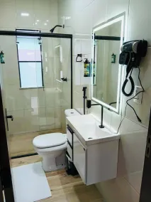 HOTEL ARLEN 5 FERNÃO DIAS  - Badeværelse