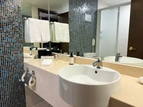 Metropark Hotel Kowloon Hong Kong - Badeværelse