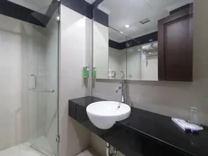 P Hotel - Baño