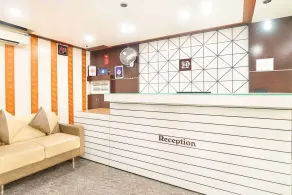Hotel Satkar - Reception