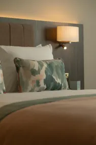 McWilliam Park Hotel - Room