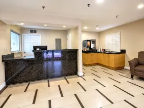 Burbank Inn and Suites - Resepsjon
