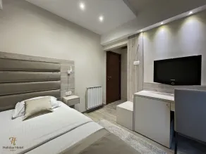 Hotel Holiday - Room