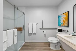 MainStay Suites Columbus North - Worthington - Salle de bain