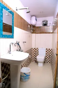 Babul Hotel - Bathroom