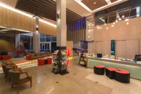 City Hotel Krabi - Coin salon dans le hall