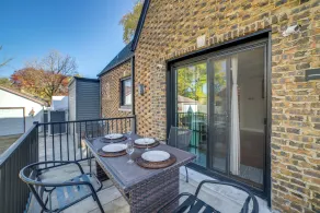 Pet Friendly! Near Casinos & Lake Michigan Beaches - Interior