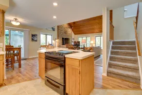 Bayfront Home w/ Dock & Deck in Wolcott! - Innvendig