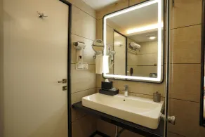 TreeHouse Kambers - Baño