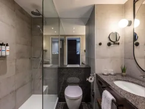 PULLMAN Stuttgart Fontana - Bathroom