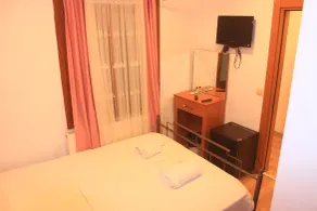 yeni kalamari  otel büyükada - Rom