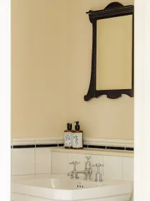 The Bell Inn - Bathroom