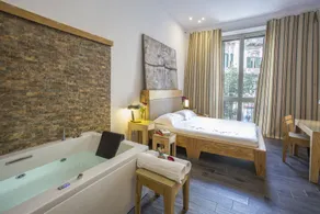 AQUAROOMS Suites - Room