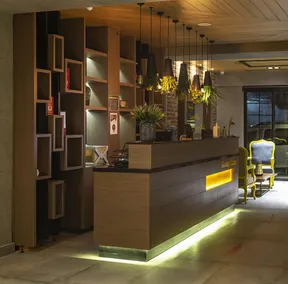 Sun Suit Hotel - Reception