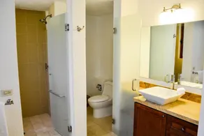 Casa Mandarina - Bathroom