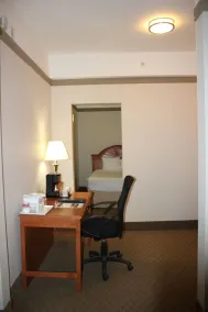 Ramada by Wyndham Edmonton South - Vue de la chambre